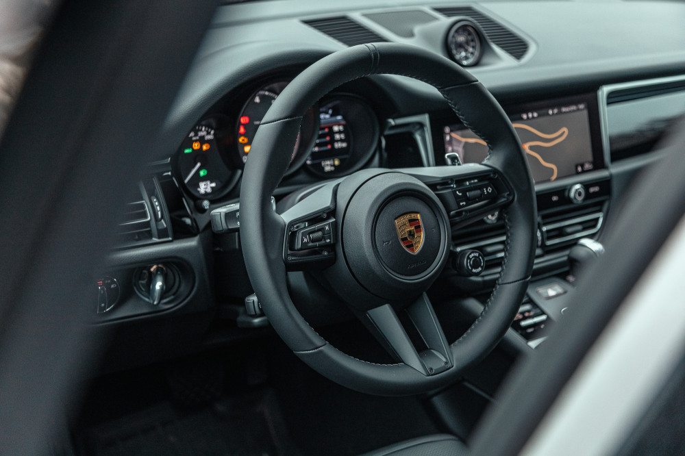 2024 Porsche Macan S